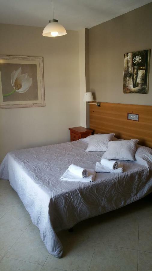 Sotel Valle Guadiaro ปูเอร์โบล นูเอโว เด กัวเดียโร ภายนอก รูปภาพ