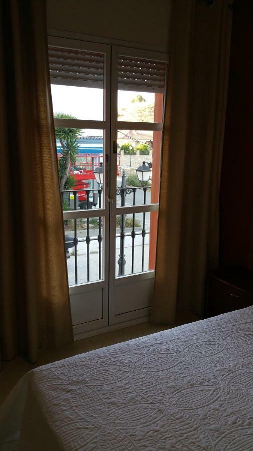 Sotel Valle Guadiaro ปูเอร์โบล นูเอโว เด กัวเดียโร ภายนอก รูปภาพ